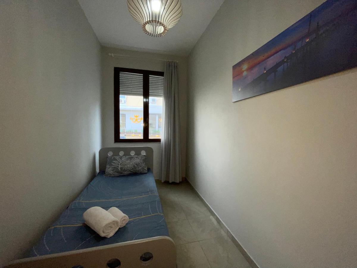 Peak Apartment Sea View In Vollga Durres #3 מראה חיצוני תמונה